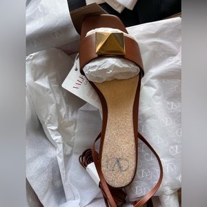 COPY - Valentino Garavani one stud lace up sandal
